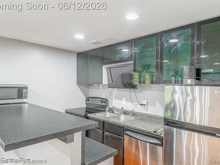 45149 Bartlett Dr — Photo 53