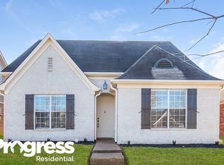 8725 Macon Rd, Cordova, TN 38018