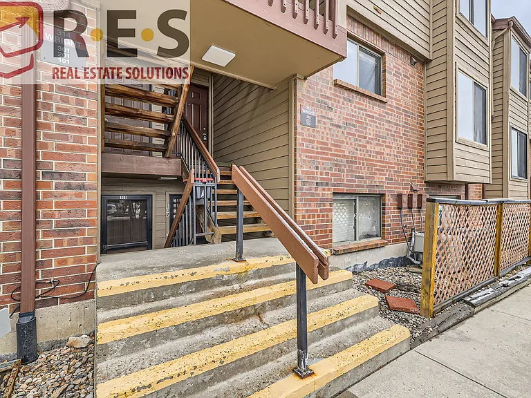 314 Wright St #202 — Photo 3