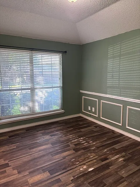 4 bed, 2129 sqft, $2,200 — Photo 3