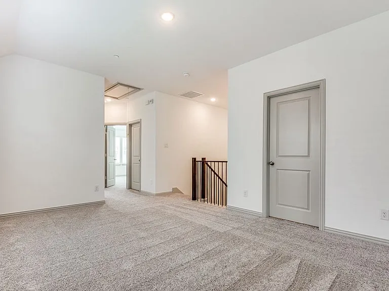 8713 Phoebe Rd — Photo 9