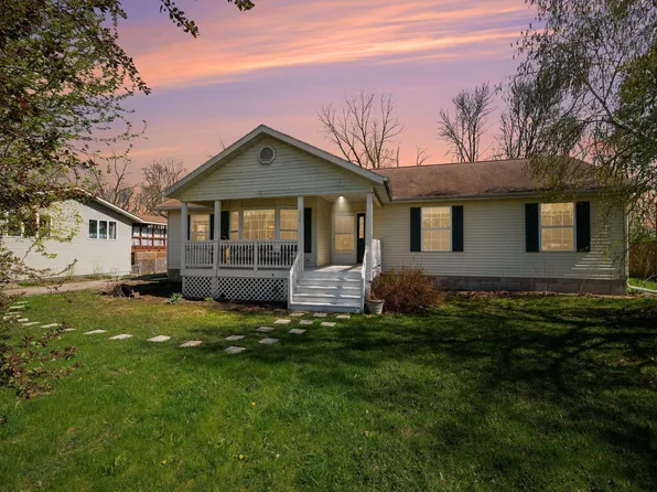 417 Countryside Dr SE, Montgomery, MN 56069