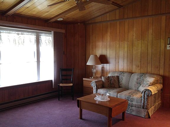 5th image of 84 Owasco Ln