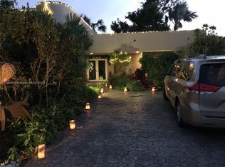 890 E Palm Ave, Boca Raton, FL 33432