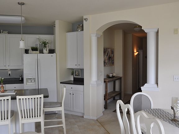 Kitchen to entry hallway