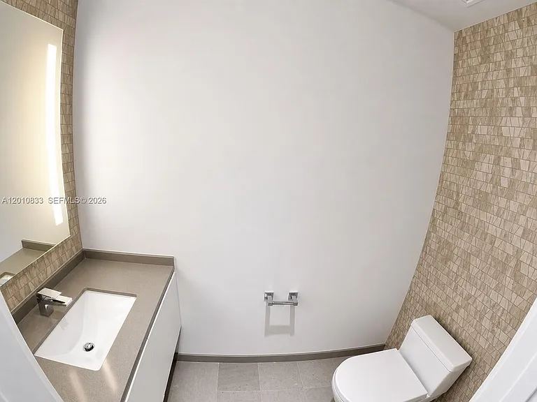 88 SW 7th St #2206 — Photo 19