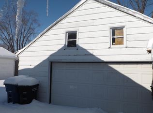 1332 Lamar Ave, Oshkosh, WI 54901