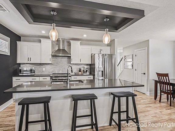 5th image of 7952 Greendale Dr SE