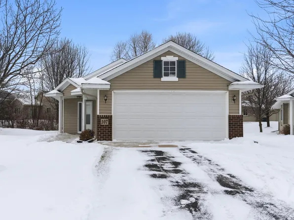 107 Garner Cir, Montrose, MN 55363