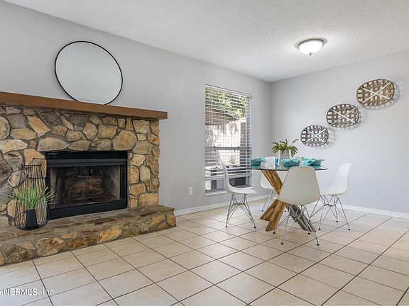 3rd image of 11690 TANAGER Drive