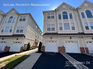 3211 Davinci Dr, Philadelphia, PA 19145
