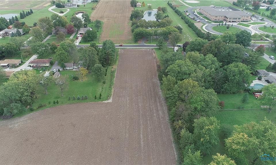 2nd image of 3715 Pickle Rd