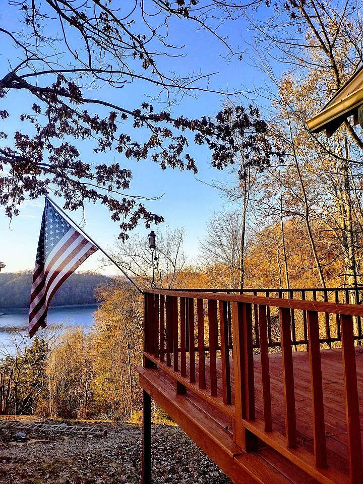 2 bed, 840 sqft, $1,500 — Photo 1