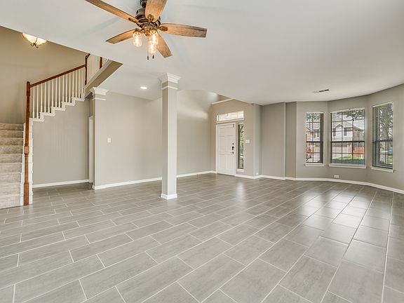 3rd image of 8560 Calimar Dr