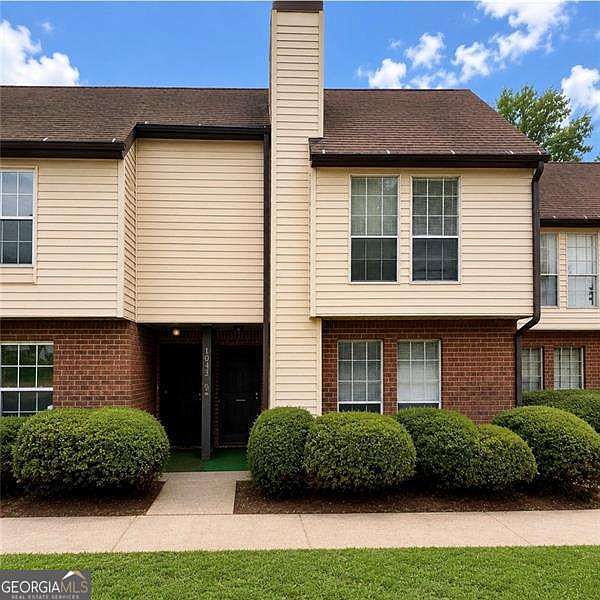 1st image of 3254 Strawberry Ln