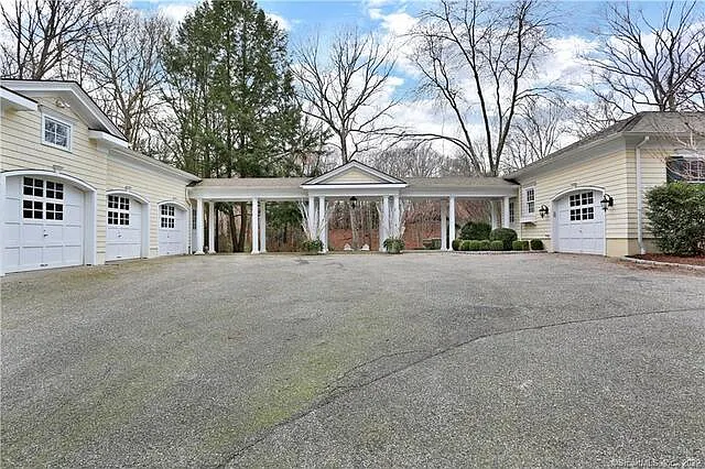 490 Lost District Dr — Photo 40