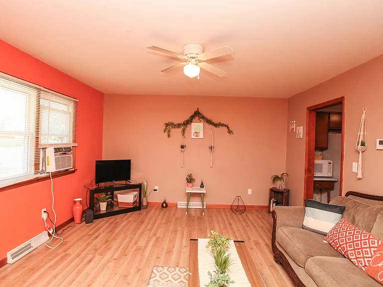 1026 N Jefferson St #A — Photo 13