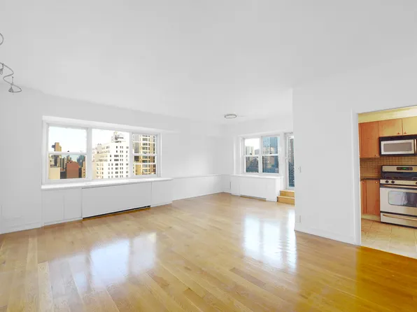 205 East 63rd Street image 7 of 12