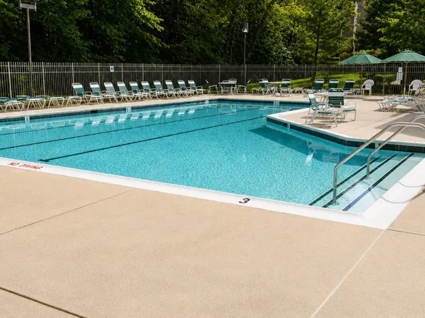 605 Admiral Dr Unit 205, Annapolis, MD 21401