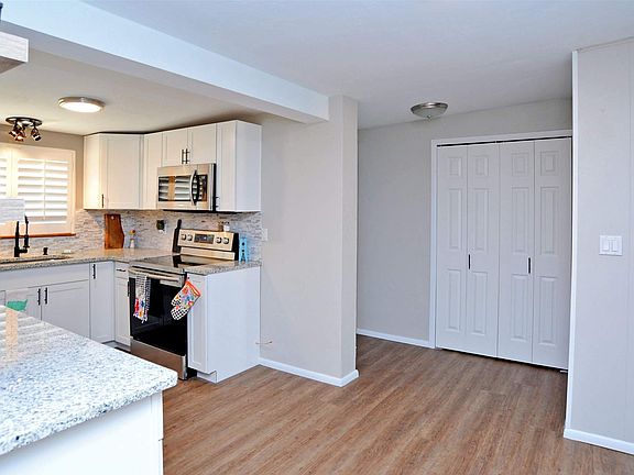 5th image of 6422 N Camino De La Tierra