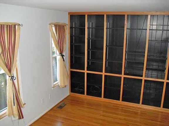 3rd image of 3264 Bolgos Cir
