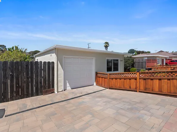 3139 Groom Dr, Richmond, CA 94806