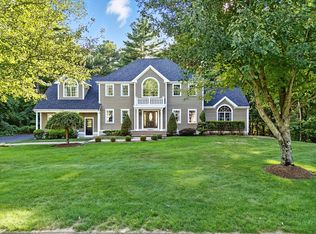 51 Stonegate Dr, East Bridgewater, MA 02333