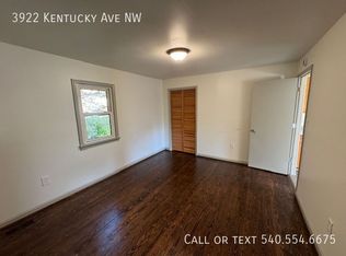 3922 Kentucky Ave NW, Roanoke, VA 24017
