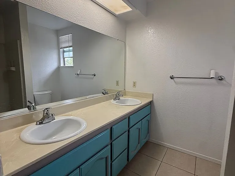 9 Raindrop Ct — Photo 13