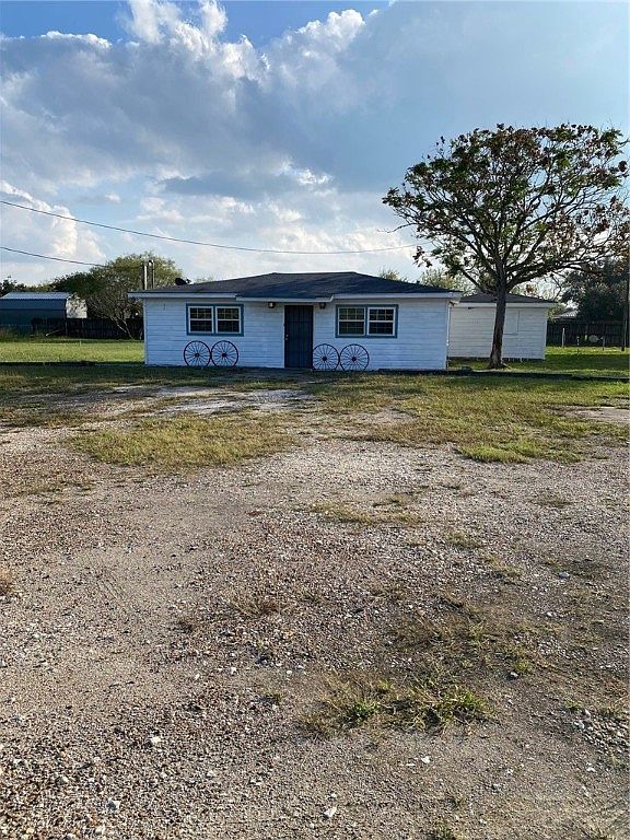 116 Fm 136, Woodsboro, TX 78393 MLS 430958 Zillow