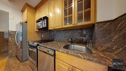 Rented by Bond New York