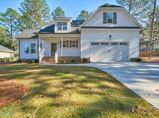 8 La Quinta Loop, Pinehurst, NC 28374