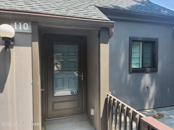 110 Cross Country Ln, Tannersville, PA 18372