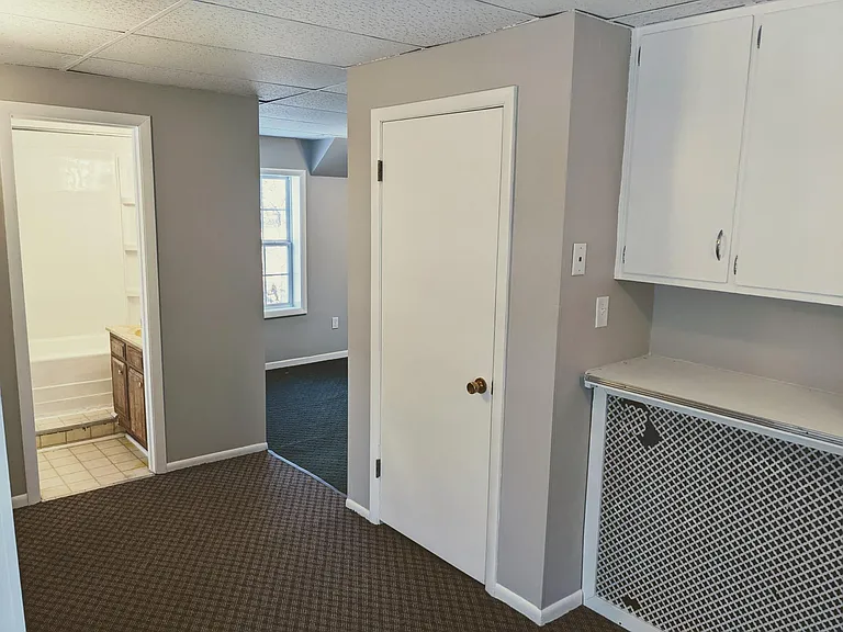 115 1st Ave SW #3 — Photo 9