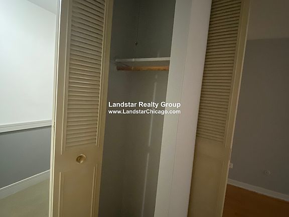 2nd image of 2828 N Cambridge Ave #315