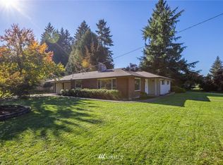 7025 Husky Way SE, Olympia, WA 98503