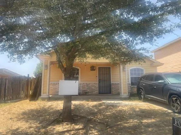 4736 Loma Vista Dr, Laredo, TX 78046