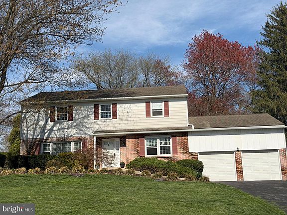 2nd image of 1231 Gail Rd