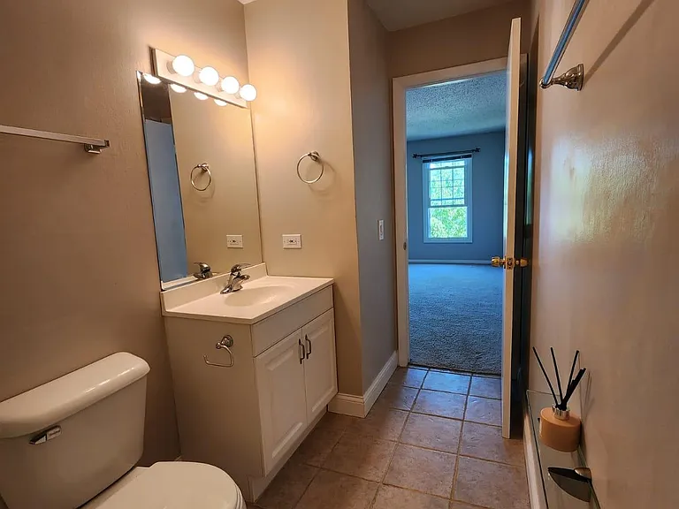 560 Shorely Dr #204 — Photo 14