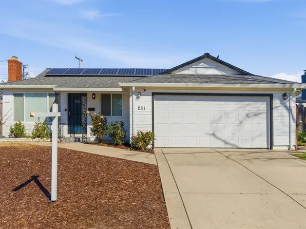 2111 Berg Ave, Sacramento, CA 95822