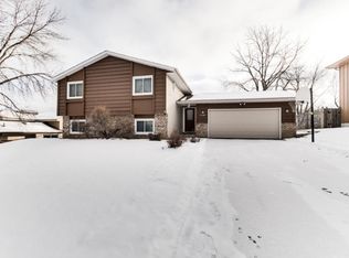 7386 Niagara Ln N, Maple Grove, MN 55311