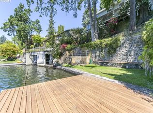 916 Lake Shore Rd, Lake Oswego, OR 97034