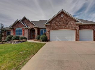 635 S Conroy Ave, Republic, MO 65738