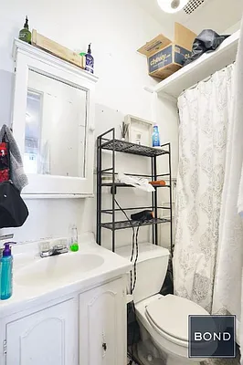 Rented by Bond New York | media 26