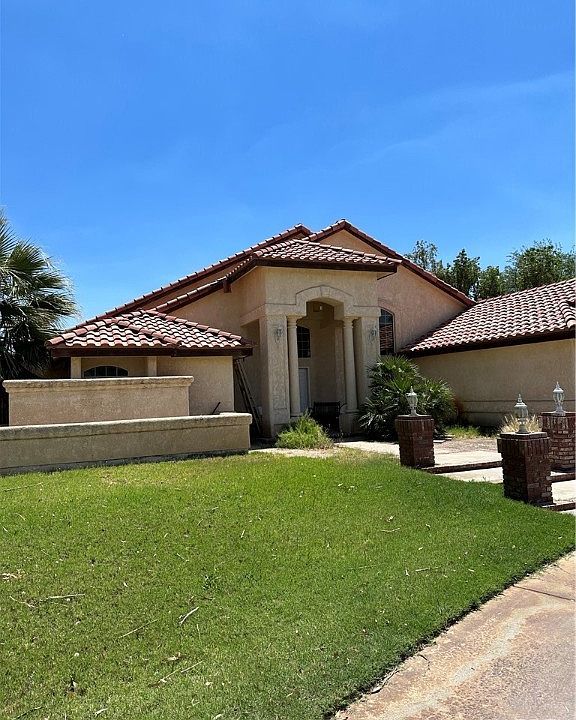 1st image of 1656 E Poplar Drive