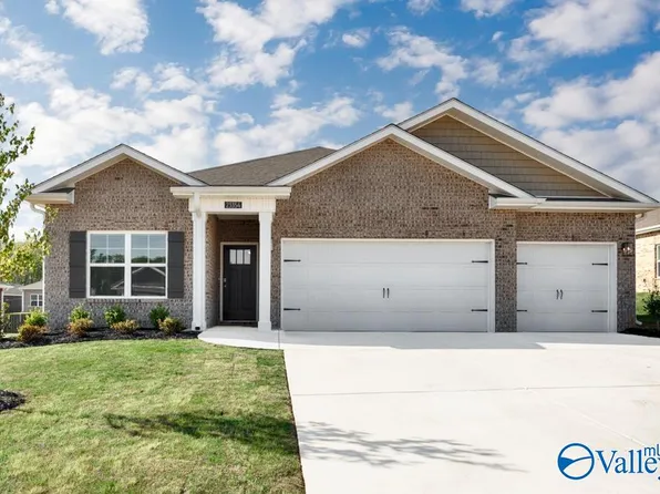 23354 Worcester Ln, Athens, AL 35613