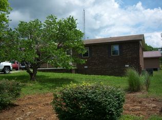 750 Cook Rd, Crossville, TN 38555