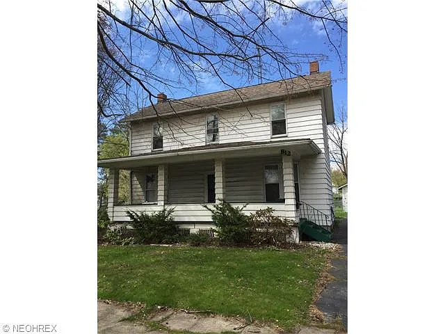 812 Mason St photo 1