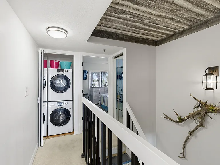 355 S Ocean Dr #106 — Photo 30