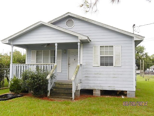 1st image of 186 Paula Dr
